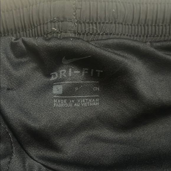 Nike Athletic Shorts - Picture 5 of 6